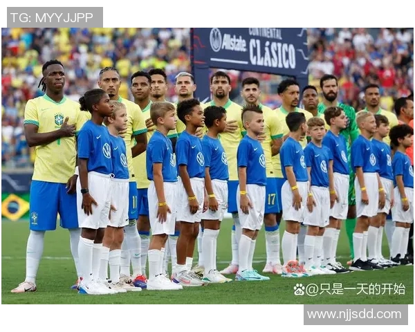 白皮肤足球明星的魅力与成就揭秘及其在足球界的影响力分析